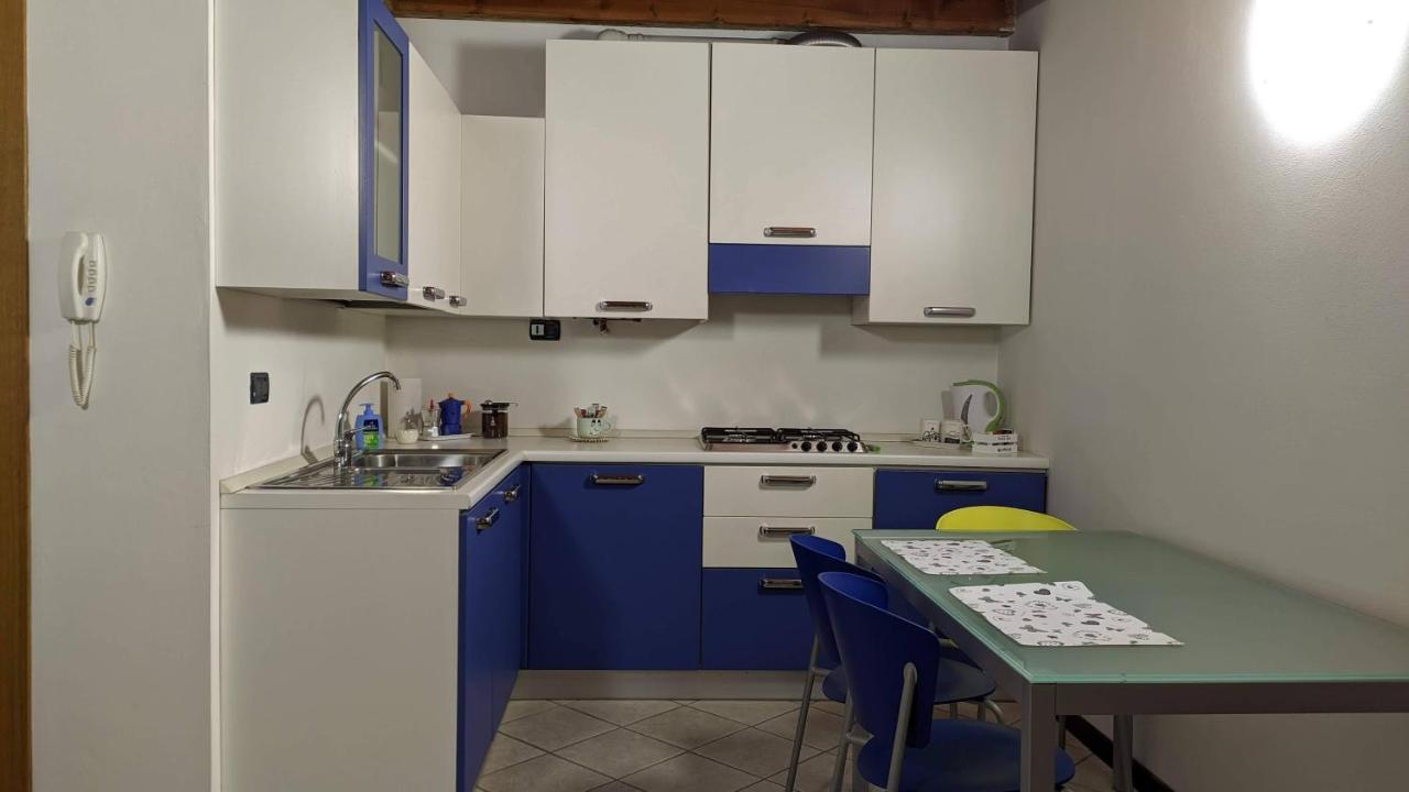 Ca' Degli Sposi Apartamento Mântua Exterior foto